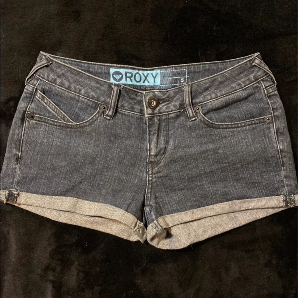 ROXY size 5 denim shorts